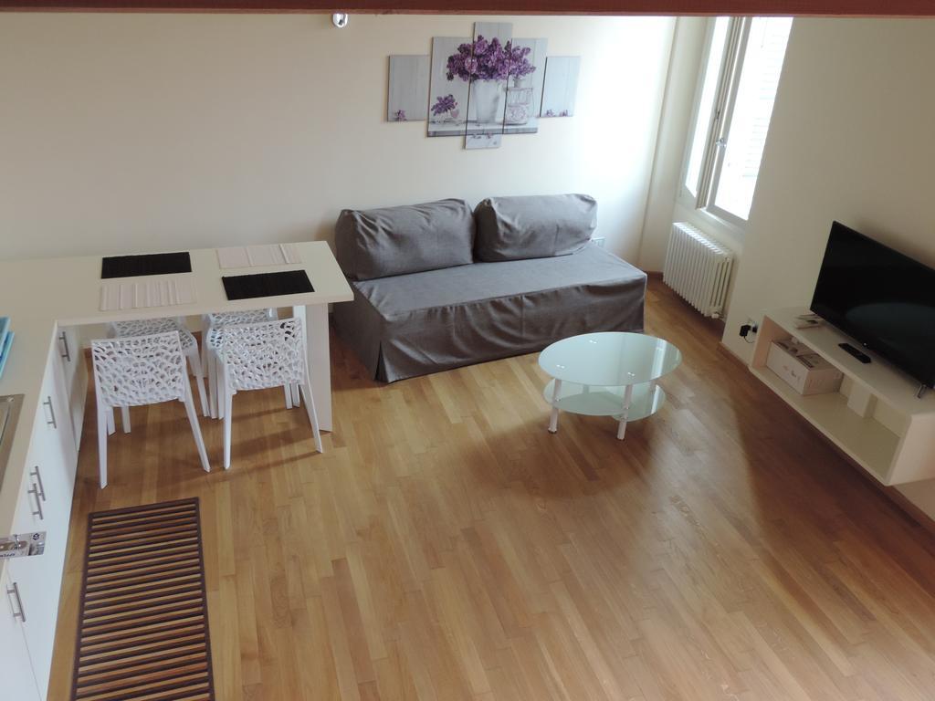 Residence Al Sociale Мантова Стая снимка